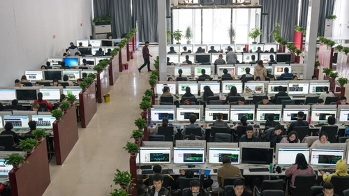 Работники Ruijin Technology в Китае размечают изображения для обучения искусственного интеллекта